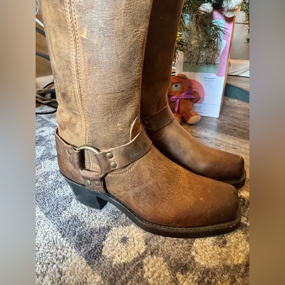 Frye Women’s Leather Harness Tall Boots in Smoke (Brown) | USA Made 🇺🇸 - Picture 8 of 16